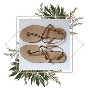 𝙇𝘼𝙎𝙏 𝘾𝙃𝘼𝙉𝘾𝙀! Stradivarius | Flat sandals